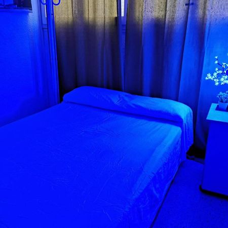 Hostal Babylon Барселона Екстер'єр фото